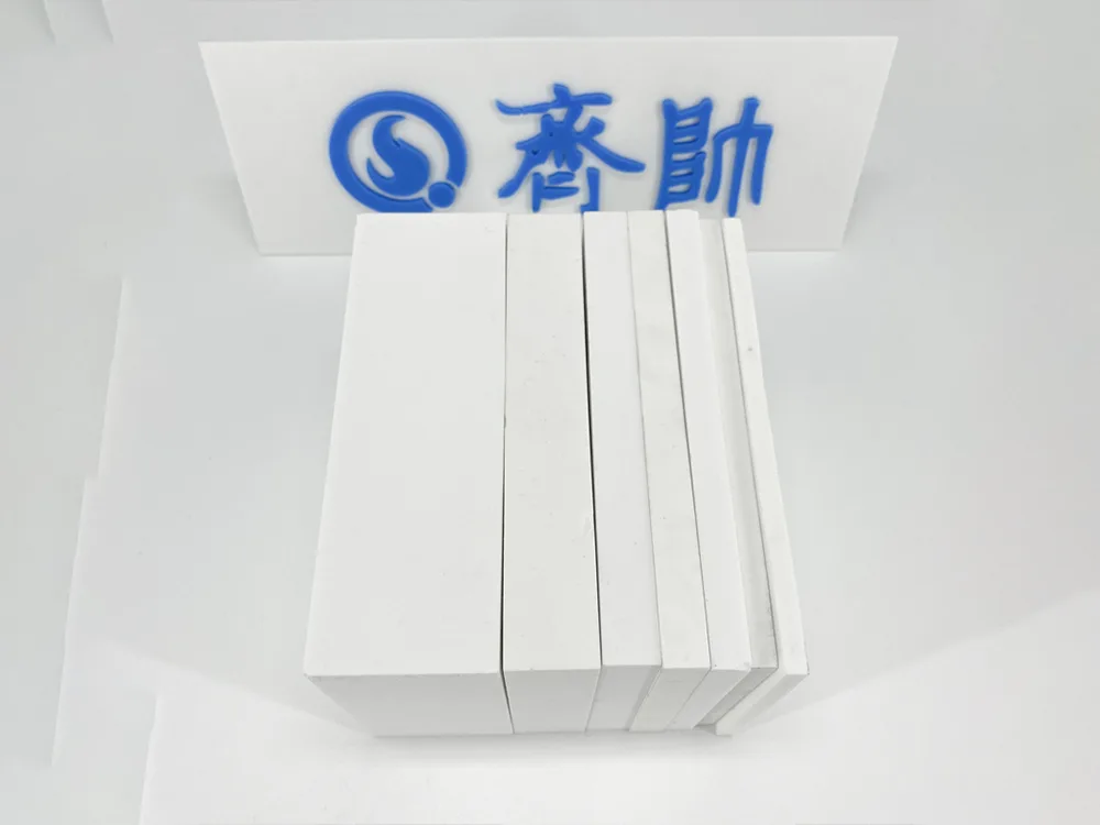 অ্যালুমিনা সিরামিক প্লেট কি উপাদান?